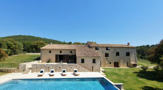  Villa � vendre 9 pi�ces 370 m�