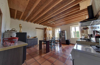  Maison  vendre 7 pices 234 m