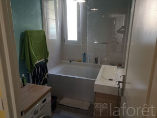  Appartement à louer 3 pièces 57 m²