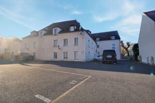  Immeuble � vendre 15 + pi�ces 1200 m�