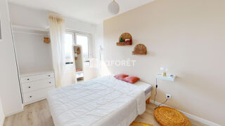  Appartement  louer 1 pice 77 m