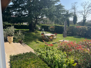  Maison à louer 5 pièces 152 m²