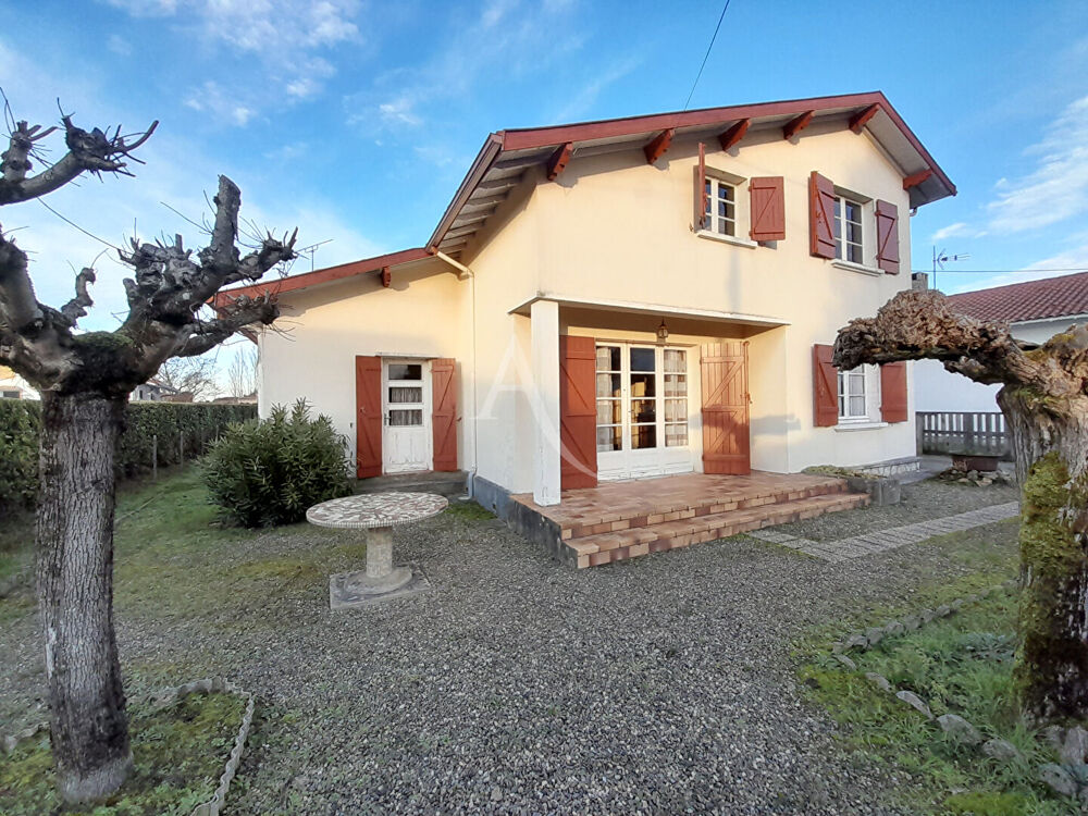 Maison 6 pièces 111 m² · à Villeneuve de Marsan · 111 m² · 139 000 €