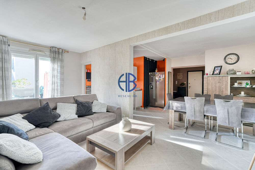 Vente Appartement Appartement Chassieu 4 pièce(s) 93 m2 Chassieu