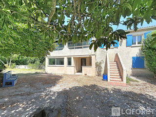 Vente Maison TRAVAILLAN -  Maison 190m², 5 ch, sur jardin 1000m² avec piscine Travaillan