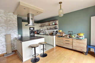  Appartement  vendre 4 pices 109 m