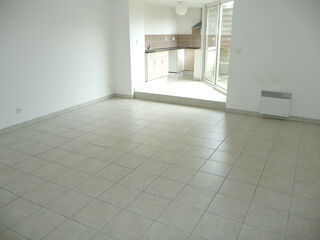  Appartement à louer 2 pièces 52 m²