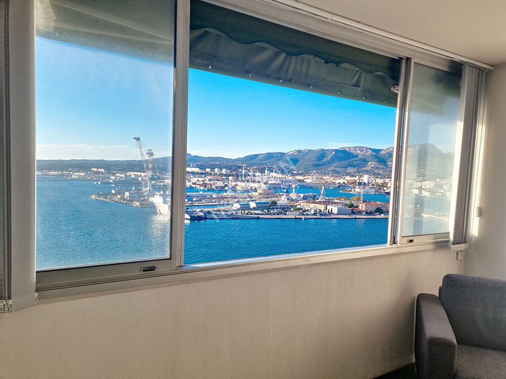 Vente Appartement Vue mer exceptionnelle pour cet appartement de 3  piéces Toulon Port de plaisance Toulon