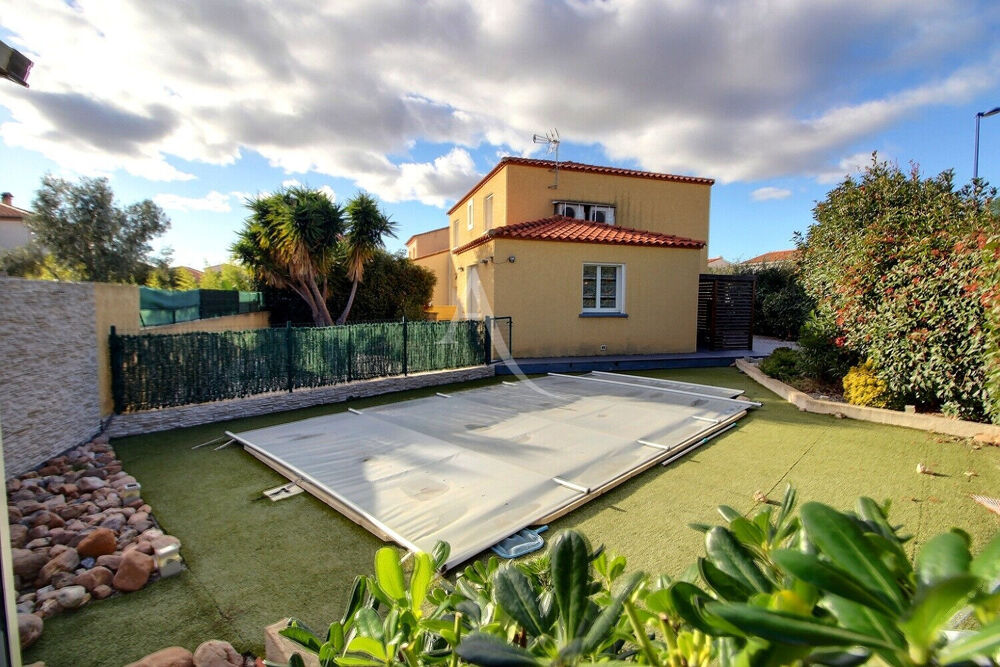 À VENDRE VILLA DE TYPE F5 D'ÉVELOPANT 120 M² HABITABLE AVEC PISCINE SUR TERRAIN 3 FACES
