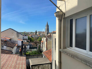 Location Appartement Appartement Saintes, centre ville, 2 chambres. Saintes
