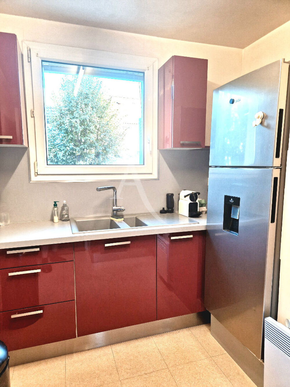 Vente Appartement Proches commerces et écoles, aux calmes  F4 73m2  3chambres, ascenceur, balcon, place de parking sous-sol Meaux