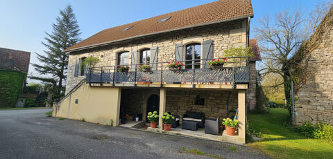   Maison de village de 130m� r�nov� Maison - 6 pi�ce(s) - 130 m�