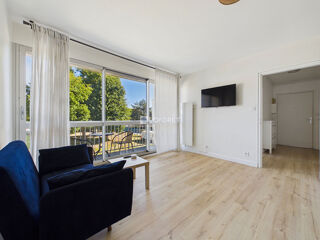  Appartement à louer 1 pièce 33 m²