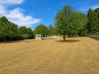  Terrain à vendre 895 m²