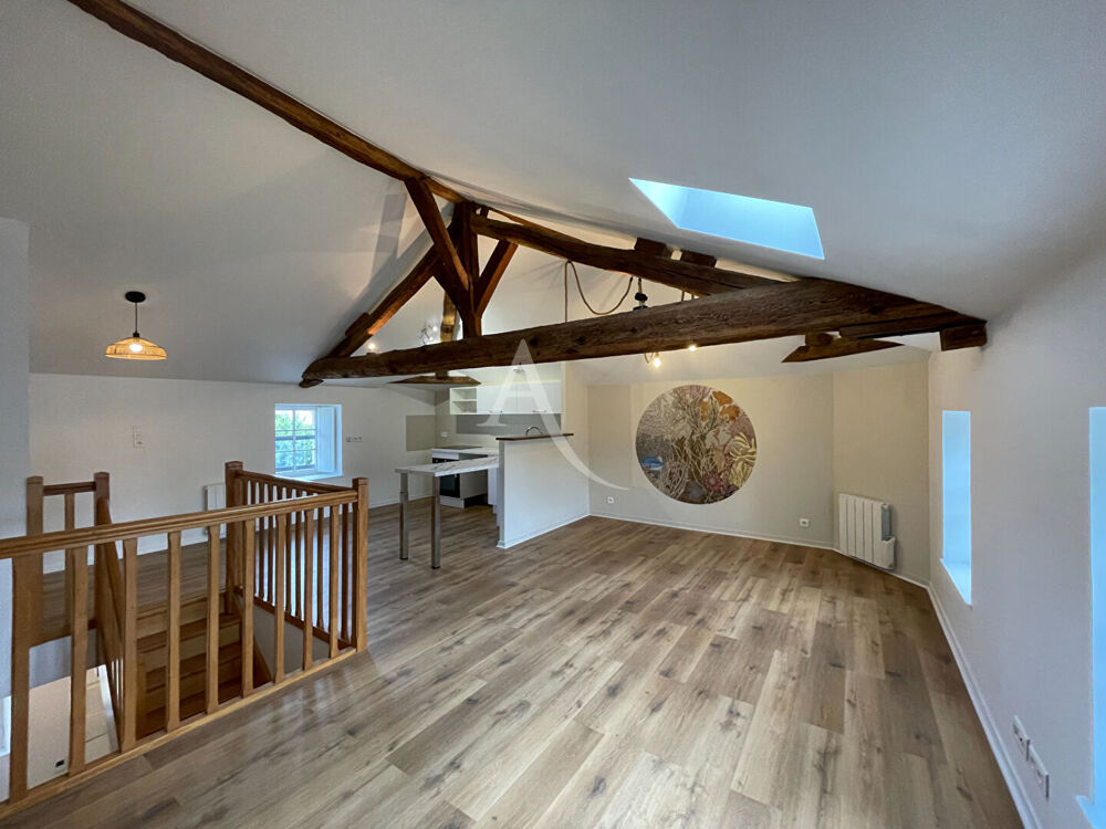 Location Appartement Appartement FONTENAY LE COMTE - 3 pièce(s) - 77.73 m2 Fontenay le comte