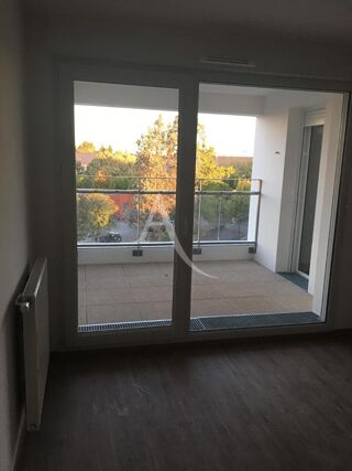  Appartement à louer 3 pièces 58 m²