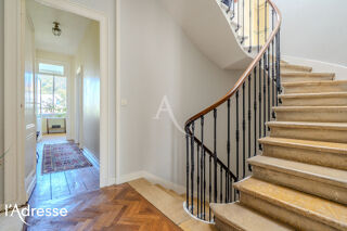  Maison � vendre 14 pi�ces 335 m�