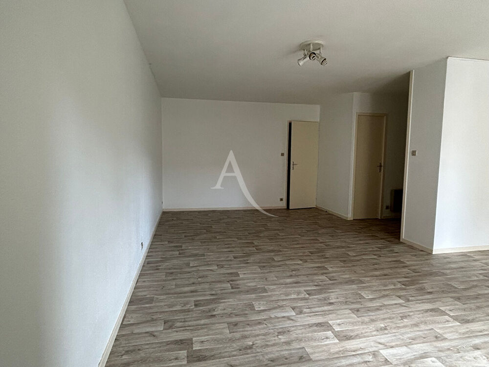 Location Appartement Loue Bourg T3 quartier Brou avec cave et garage Bourg en bresse