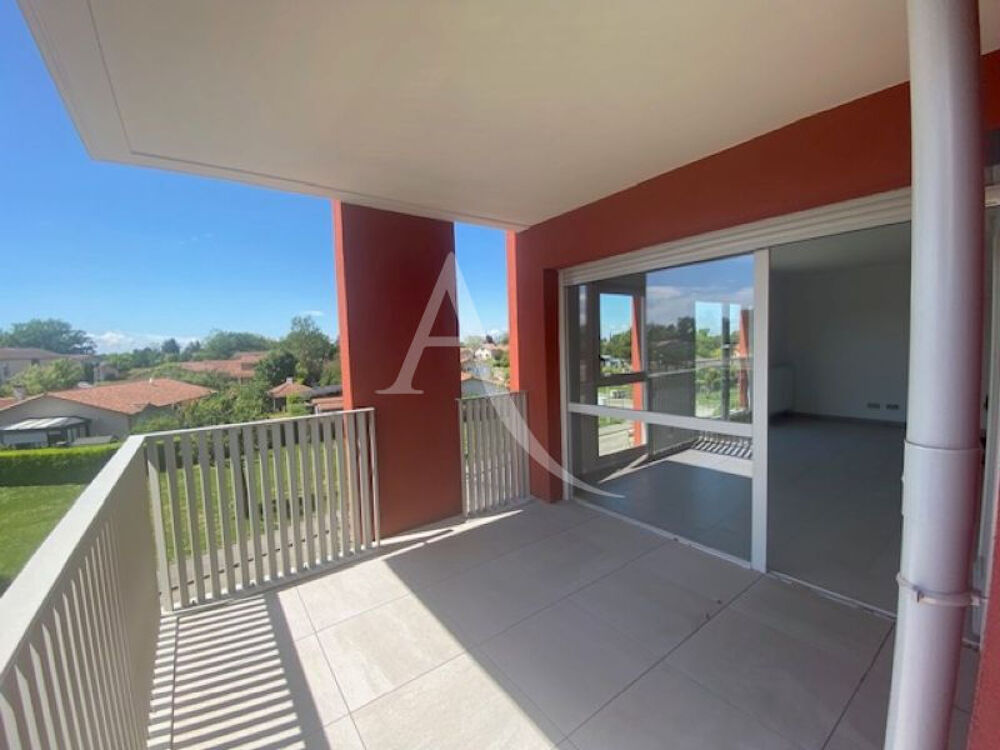 Vente Appartement Appartement Peronnas 3 pièce(s) 70.76 m2 Peronnas