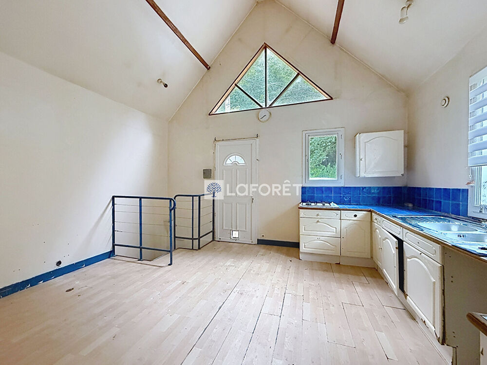 Vente Maison Maison de 94 m²  avec garage triple à Yport . Beau potentiel! Yport
