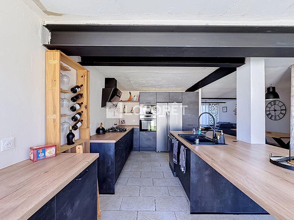 Vente Maison Villa Salses 6 pièces 139 m2 avec 4 chambres. Rivesaltes