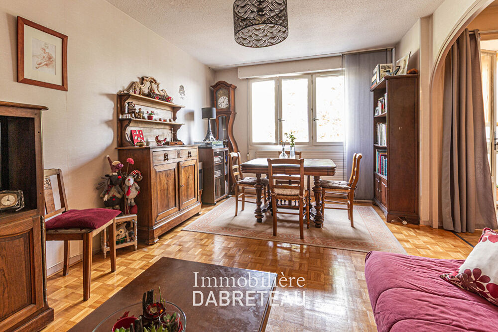 Vente Appartement Appartement Decines Charpieu 4 pièce(s)  79m2 Decines charpieu