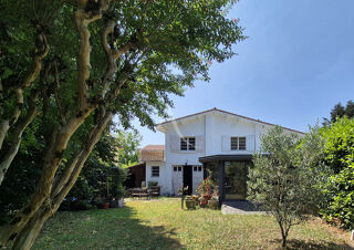  Maison � vendre 6 pi�ces 200 m�