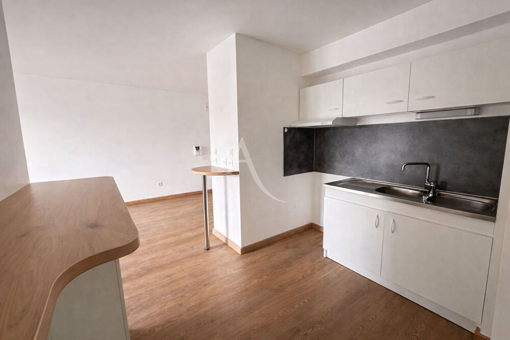 Superbe appartement T3 avec ascenseur proche facultés avec parking en sous-sol et exposé plein SUD
