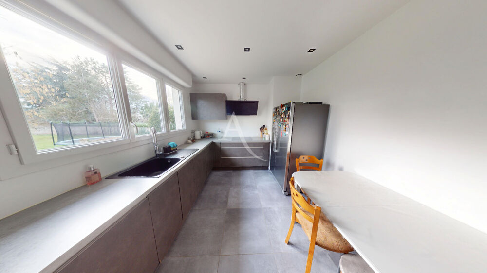 Vente Maison MAISON RENOVEE 4 CHAMBRES AVEC GRAND JARDIN Poitiers