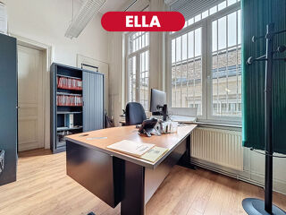  Immeuble à vendre 15 + pièces 323 m² Lille