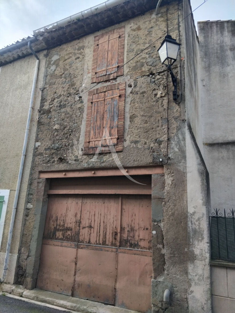 Vente Maison Remise de 55 m² avec partie habitation de 36 m²  Val De Dagne Montlaur