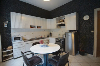 Maison à vendre 9 pièces 232 m²