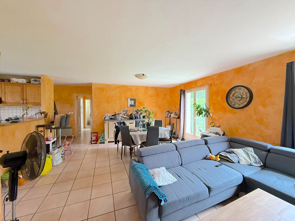 Location Maison A LOUER MAISON DE PLAIN PIED DE 4 PIECES AVEC JARDIN ET GARAGE - GAURIAC Gauriac
