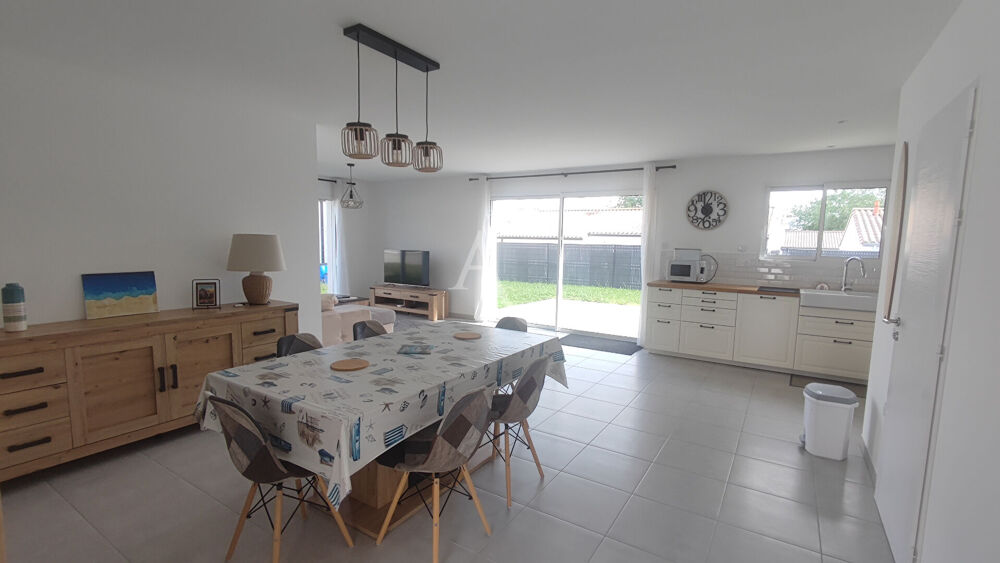Maison contemporaine de plain-pied Le Poire Sur Vie 4 pièce(s) 90.44 m2