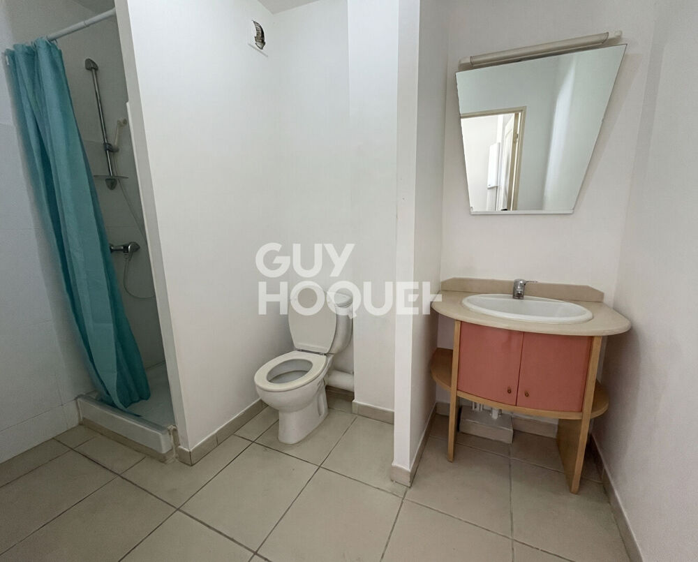 STE-CLOTILDE T1 28 m² + VARANGUE ET PARKING - PROCHE CLINIQUE & UNIVERSITÉ