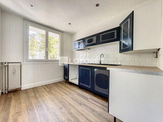  Appartement à louer 3 pièces 57 m²