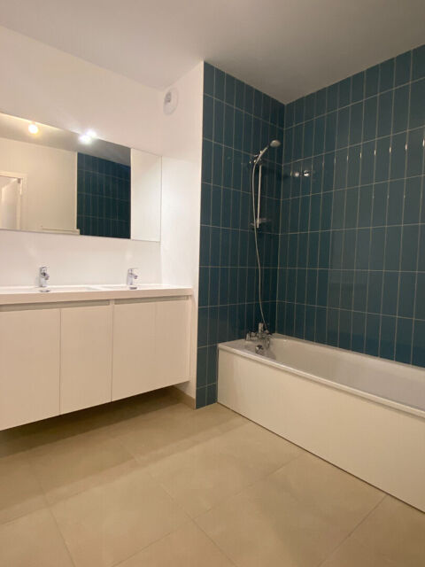  Appartement � louer 3 pi�ces 64 m�