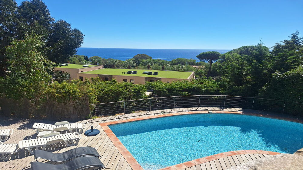 Vente Maison Les Issambres - Mas provençal en pierre, 5 chambres, vue mer, piscine mosaïque, 200 m de la mer Les issambres