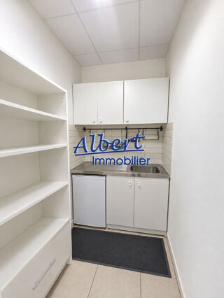   Bureaux La Seyne Sur Mer 3 pièce(s) 61 m2 La seyne sur mer