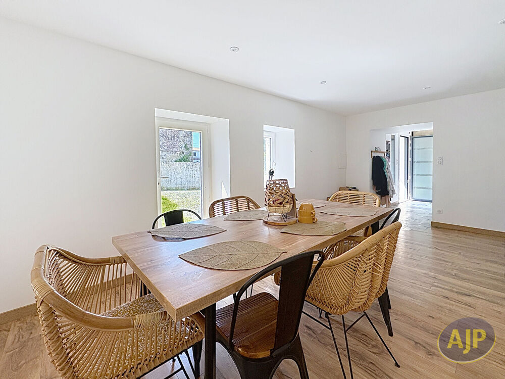Vente Maison Maison Apremont 152.5 m²  habitables sur 6790 m² de terrain Apremont
