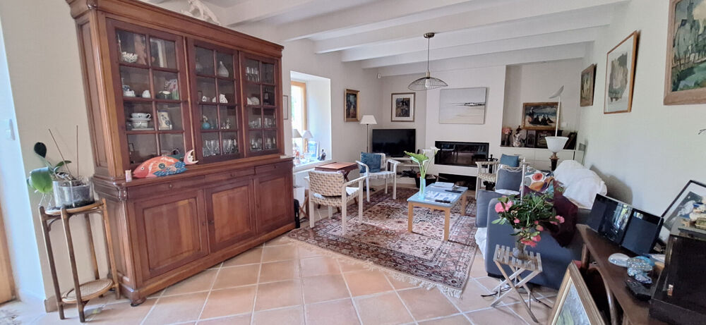 Vente Maison Fouesnant, jolie maison rénovée, 3 chambres, sur un terrain paysagé de 1500 m², à 1.4 km de la plage ! Fouesnant