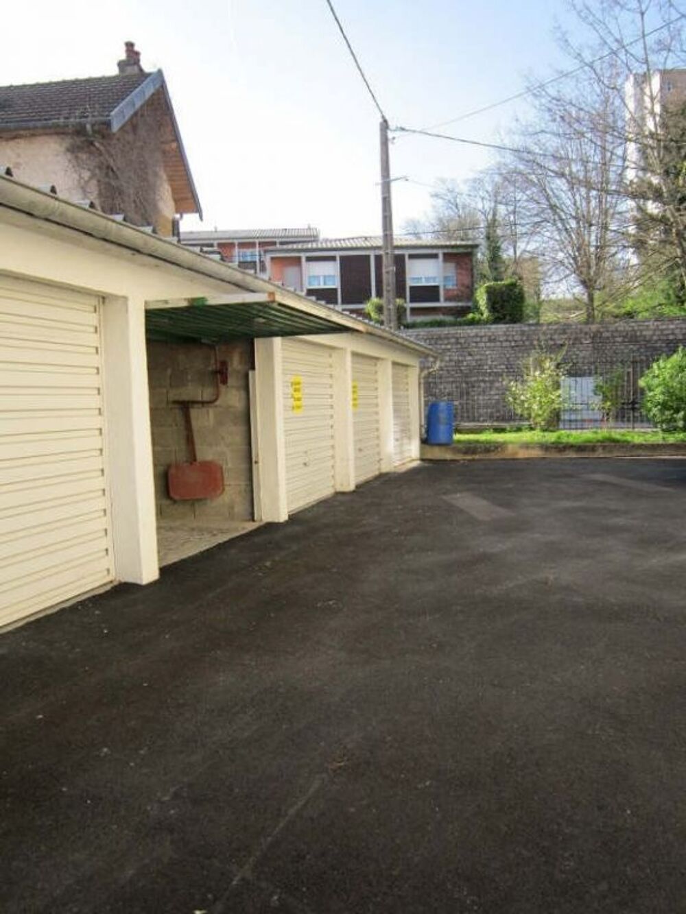 Location Parking/Garage garage ferm BESANCON - 0 m2 Besancon