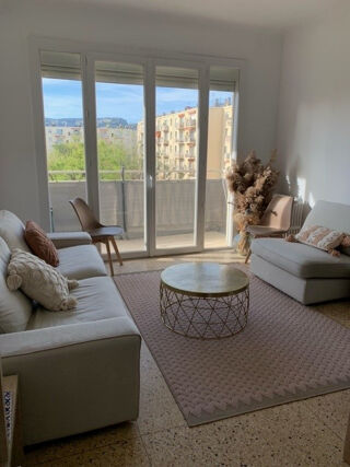  Appartement  louer 4 pices 65 m Marseille