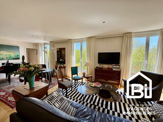  Appartement � vendre 5 pi�ces 130 m�