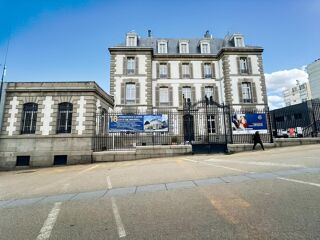  Appartement � louer 4 pi�ces 117 m�