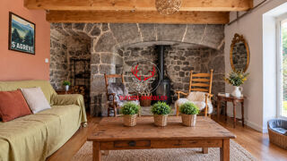 Vente Maison Ardèche - Maison en pierres rénovée 140 m² - Terrain 7819 m² Saint jean roure