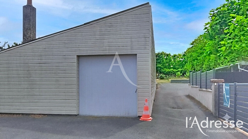 Vente Maison Maison familiale avec grand atelier - Idéale projet pro & perso Chemille en anjou