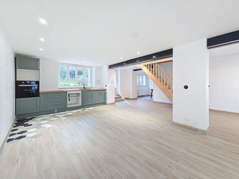 Vente Maison Maison r�nov�e � vendre de 5 pi�ce(s) � Boissy le Ch�tel Coulommiers