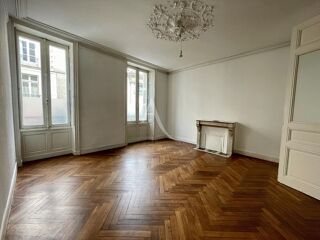  Appartement  louer 4 pices 92 m