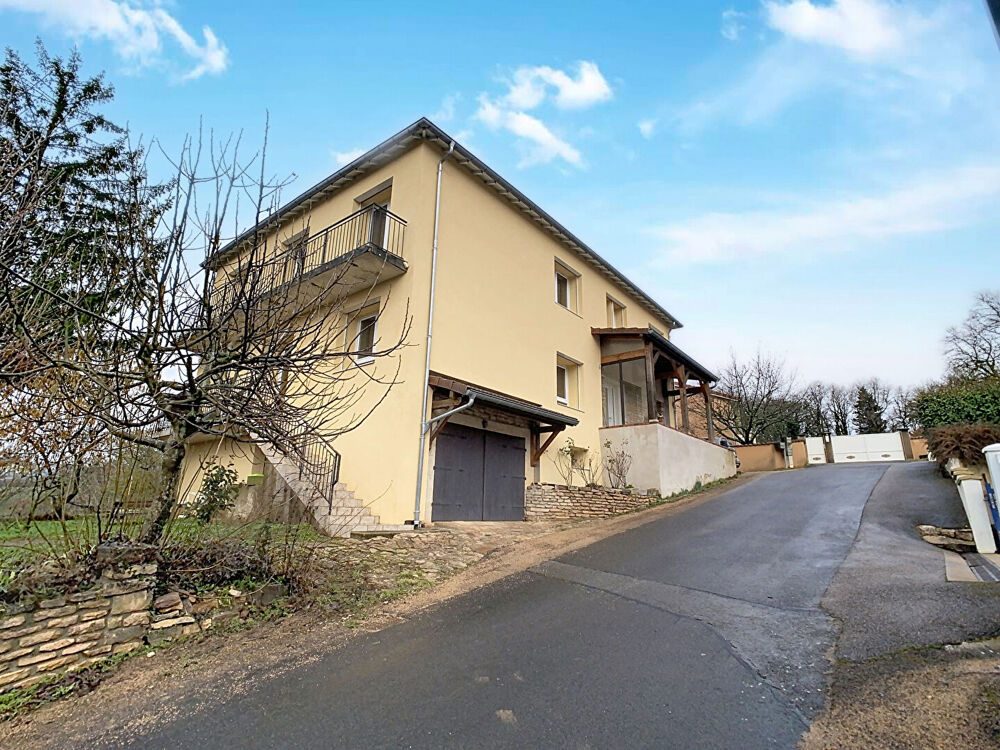 Maison avec appartement attenant dans les hauteurs de LUGNY